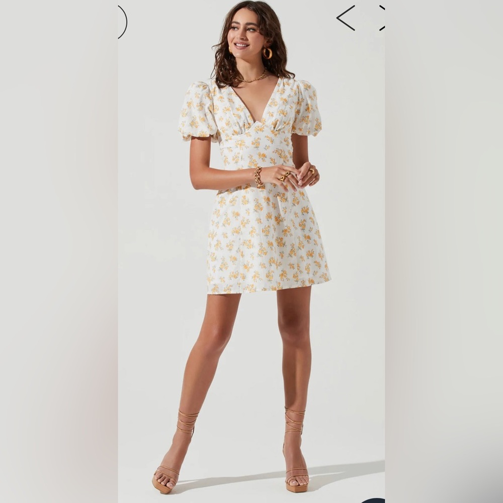 Astr the label Mini Dress - white yellow floral